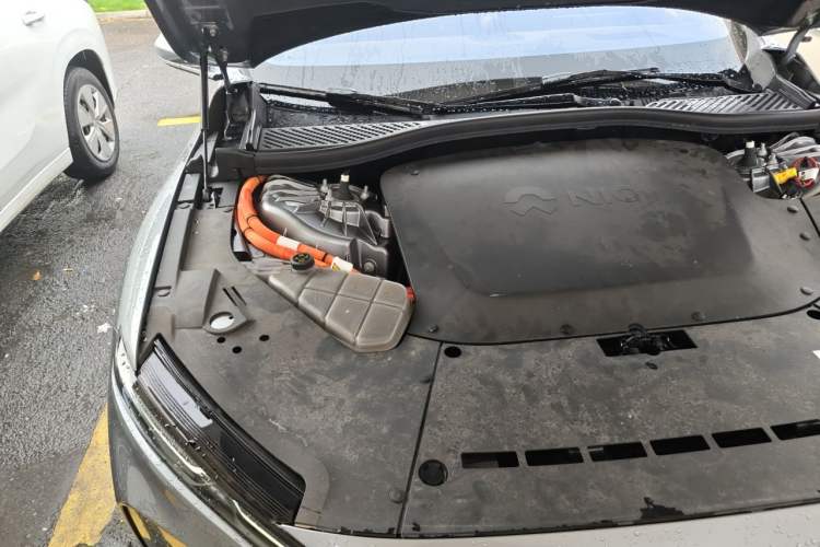 Used Nio ET7 2024 75 kWh Executive Signature Edition Engine Bay Right