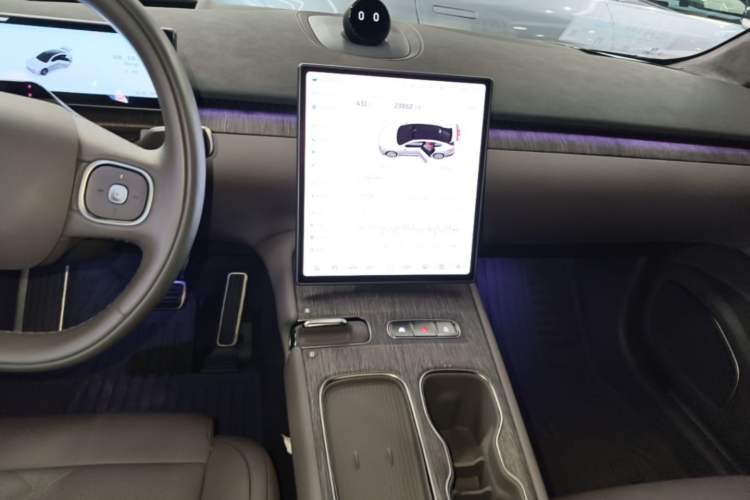 Used Nio ET7 2024 100kWh Executive Signature Edition Audio And AC Panel