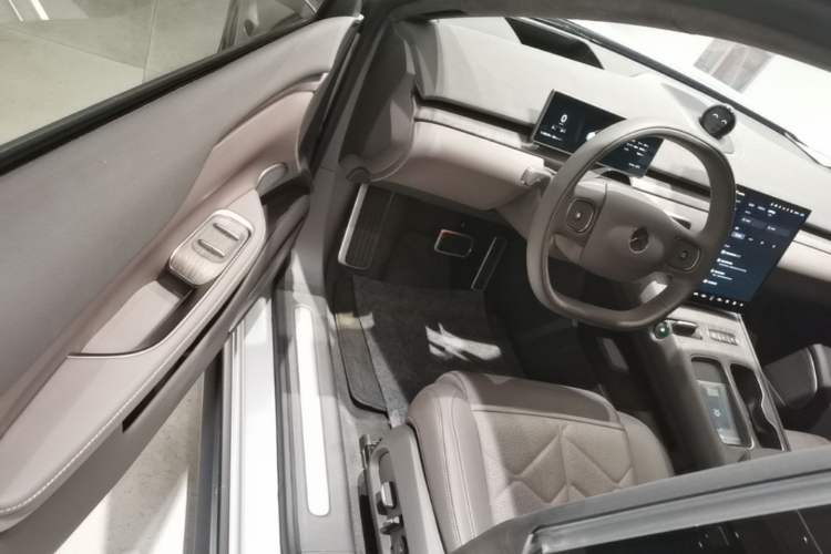 Used Nio ET7 2024 100kWh Executive Signature Edition Driver Seat