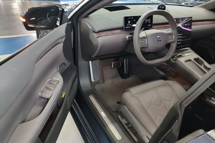 Used Nio ET7 2024 75 kWh Executive Signature Edition Driver Seat