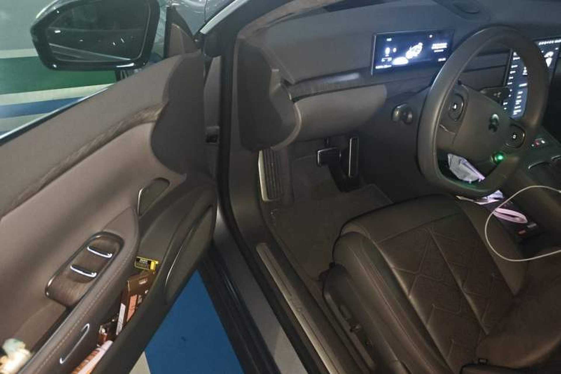 Used Nio ET7 2024 75 kWh Executive Signature Edition Driver Seat