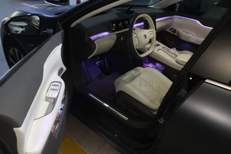 Used Nio ET7 2024 75 kWh Executive Signature Edition Driver Seat