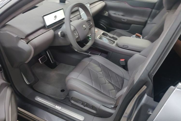 Used Nio ET7 2024 75 kWh Executive Signature Edition Driver Seat
