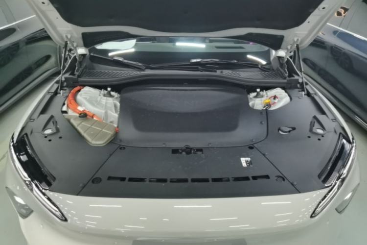 Used Nio ET7 2024 75 kWh Executive Signature Edition Engine Bay
