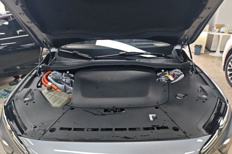 Used Nio ET7 2024 75 kWh Executive Signature Edition Engine Bay