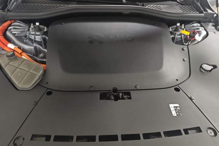 Used Nio ET7 2024 75 kWh Executive Edition Engine Bay