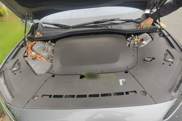 Used Nio ET7 2024 75 kWh Executive Signature Edition Engine Bay