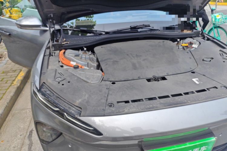 Used Nio ET7 2024 75 kWh Executive Signature Edition Engine Bay Right