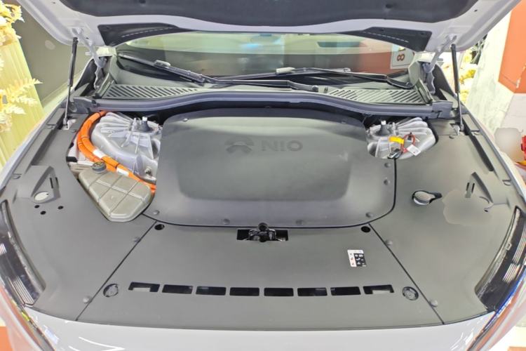 Used Nio ET7 2024 75 kWh Executive Signature Edition Engine Bay