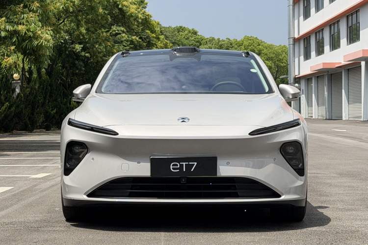 Used Nio ET7 2024 75 kWh Executive Signature Edition Exterior 1
