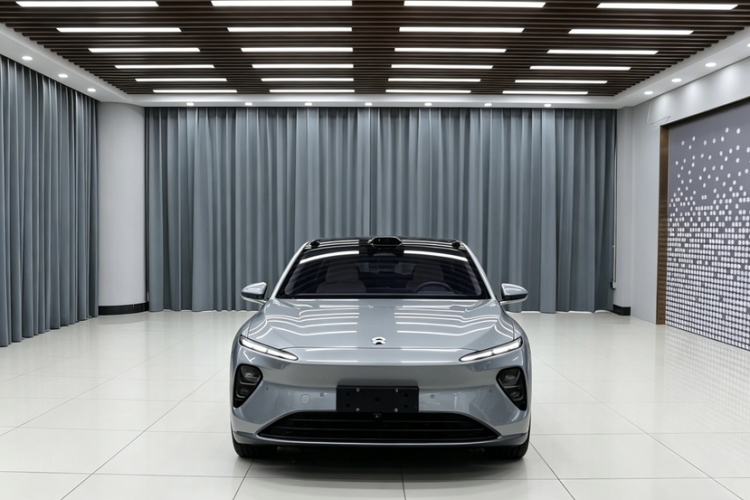 Used Nio ET7 2024 100kWh Executive Signature Edition Exterior 4