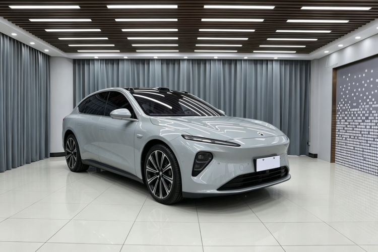 Used Nio ET7 2024 75 kWh Executive Signature Edition Exterior 4