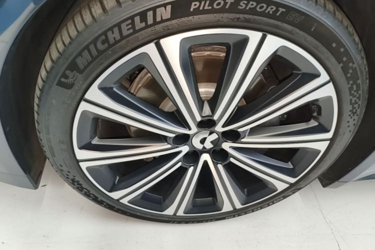 Used Nio ET7 2024 75 kWh Executive Signature Edition Exterior 4