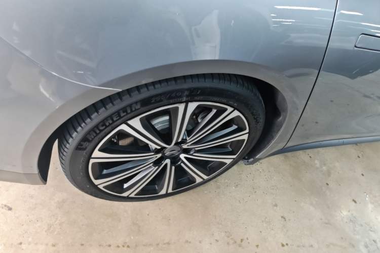 Used Nio ET7 2024 75 kWh Executive Signature Edition Exterior 5