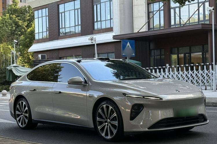 Used Nio ET7 2024 100kWh Executive Signature Edition Exterior 5