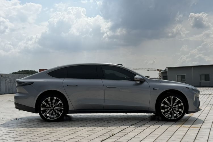 Used Nio ET7 2024 75 kWh Executive Signature Edition Exterior 5