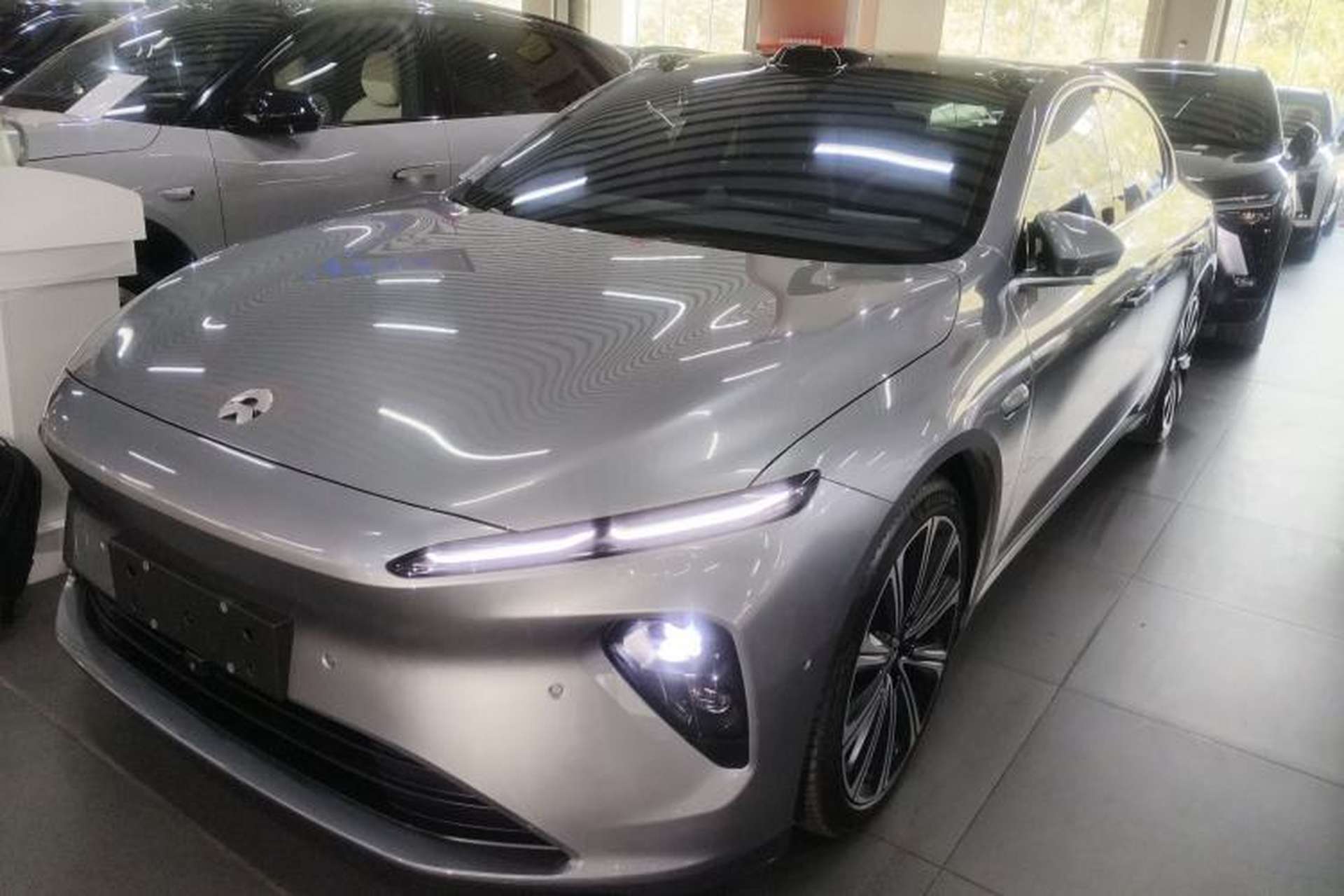 Used Nio ET7 2024 75 kWh Executive Signature Edition Front Left 45 Deg