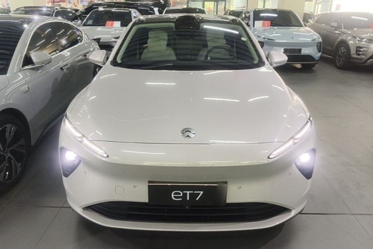 Used Nio ET7 2024 75 kWh Executive Signature Edition Front
