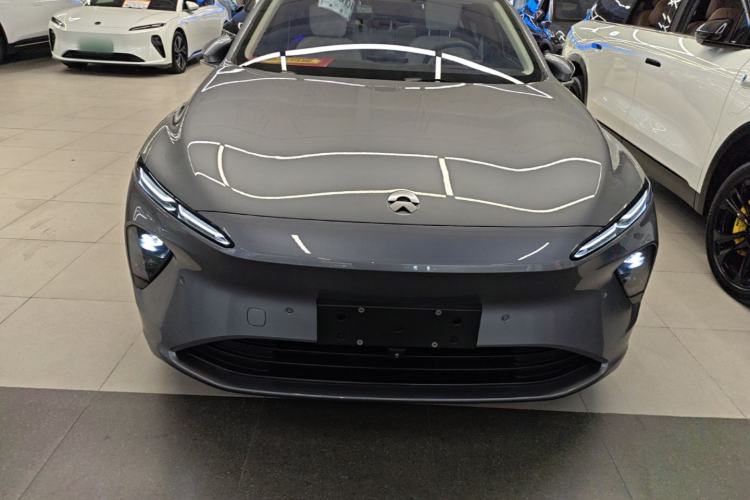 Used Nio ET7 2024 75 kWh Executive Signature Edition Front