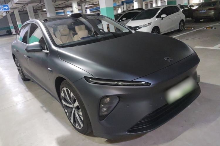 Used Nio ET7 2024 75 kWh Executive Signature Edition Front Right 45 Deg