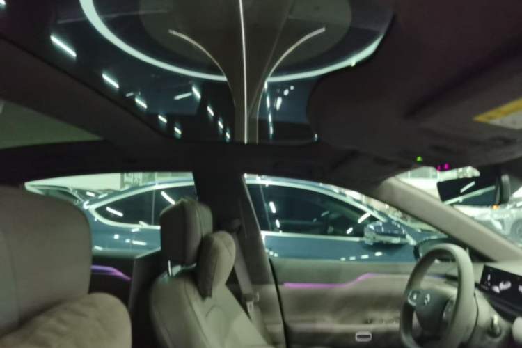 Used Nio ET7 2024 75 kWh Executive Signature Edition Headliner