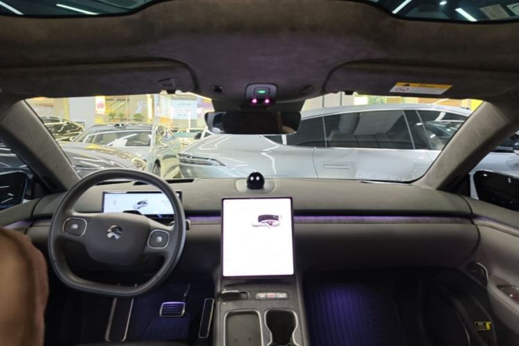 Used Nio ET7 2024 100kWh Executive Signature Edition Headliner