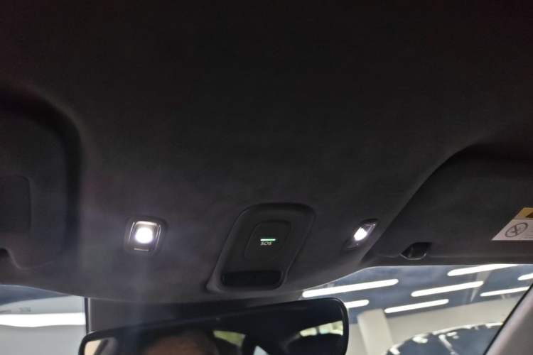 Used Nio ET7 2024 75 kWh Executive Signature Edition Headliner