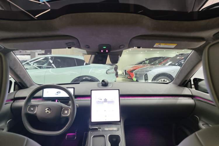 Used Nio ET7 2024 75 kWh Executive Signature Edition Headliner