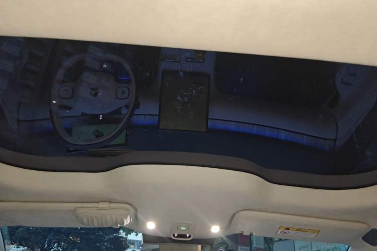 Used Nio ET7 2024 75 kWh Executive Signature Edition Headliner