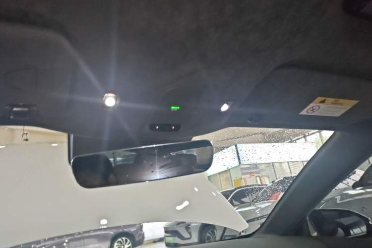 Used Nio ET7 2024 100kWh Executive Edition Headliner