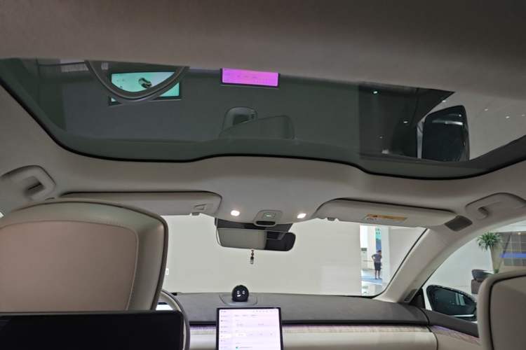 Used Nio ET7 2024 100kWh Executive Signature Edition Headliner
