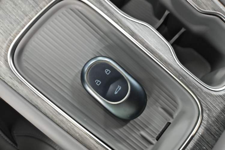 Used Nio ET7 2024 75 kWh Executive Signature Edition Interior 1