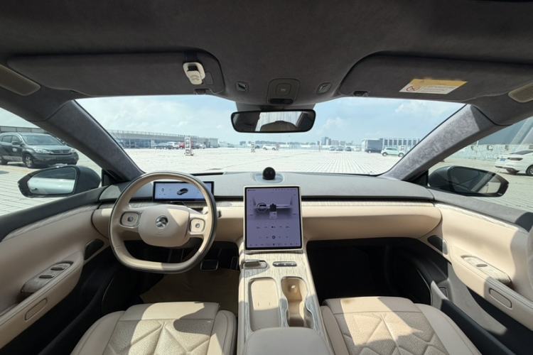Used Nio ET7 2024 75 kWh Executive Signature Edition Interior 2