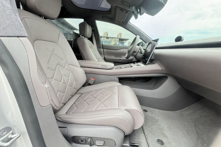 Used Nio ET7 2024 100kWh Executive Signature Edition Interior 4