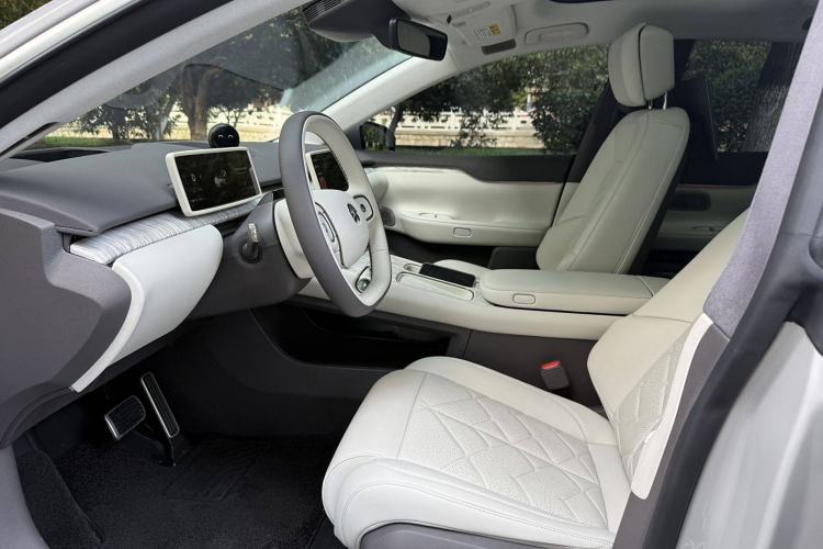 Used Nio ET7 2024 100kWh Executive Signature Edition Interior 7