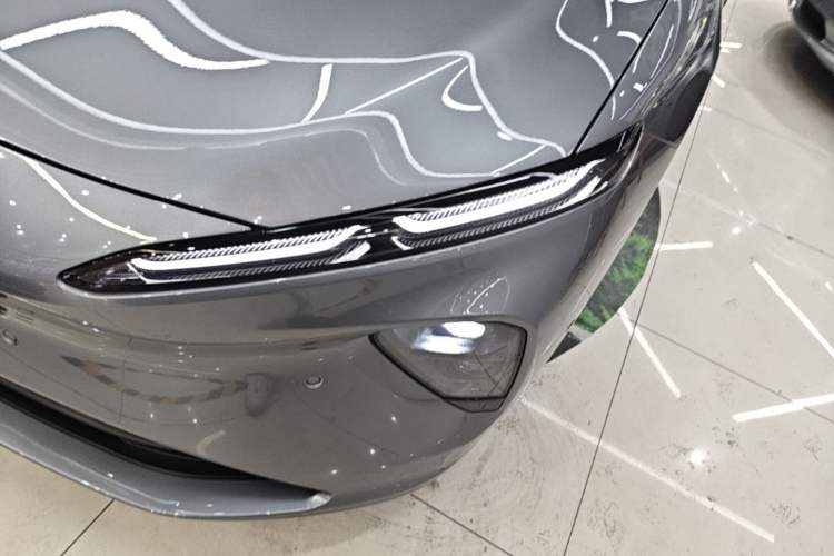 Used Nio ET7 2024 75 kWh Executive Signature Edition Left Front Headlight