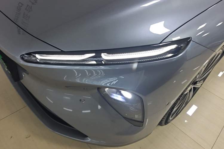 Used Nio ET7 2024 75 kWh Executive Edition Left Front Headlight