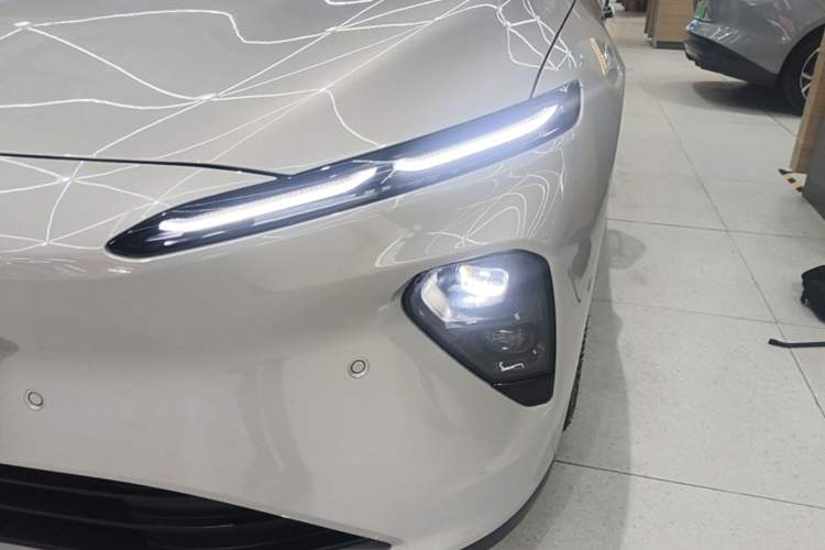 Used Nio ET7 2024 75 kWh Executive Edition Left Front Headlight