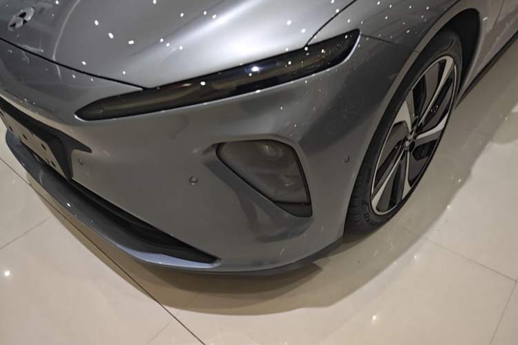 Used Nio ET7 2024 100kWh Executive Signature Edition Left Front Headlight