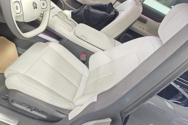 Used Nio ET7 2024 75 kWh Executive Edition Left Front Seat