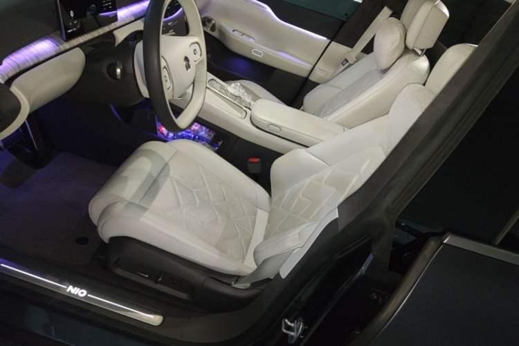 Used Nio ET7 2024 75 kWh Executive Signature Edition Left Front Seat