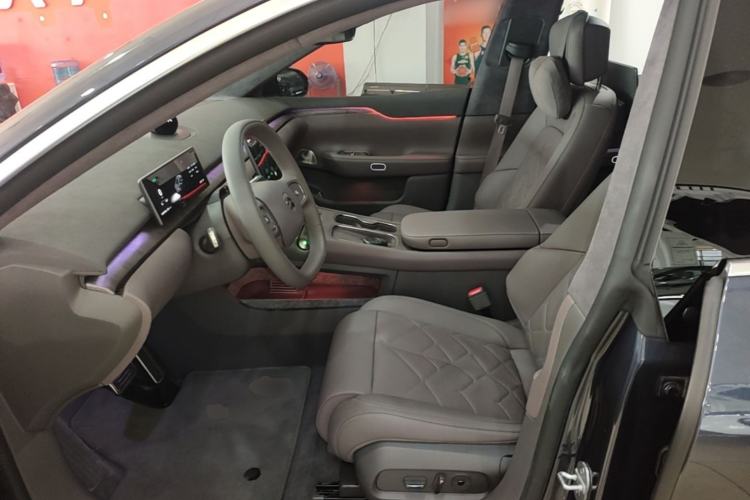 Used Nio ET7 2024 75 kWh Executive Signature Edition Left Front Seat