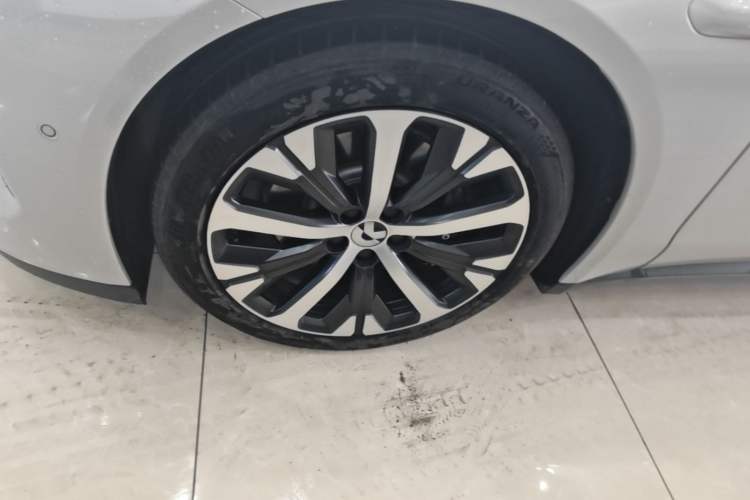 Used Nio ET7 2024 100kWh Executive Edition Left Front Wheel Hub