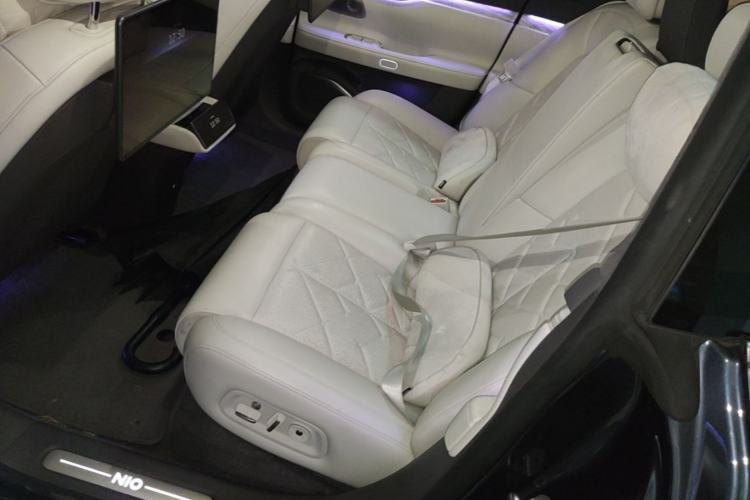 Used Nio ET7 2024 75 kWh Executive Signature Edition Left Rear Seat
