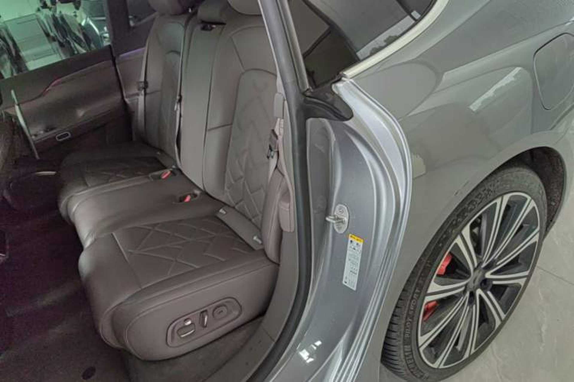 Used Nio ET7 2024 75 kWh Executive Signature Edition Left Rear Seat