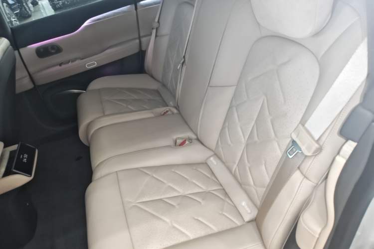 Used Nio ET7 2024 100kWh Executive Edition Left Rear Seat