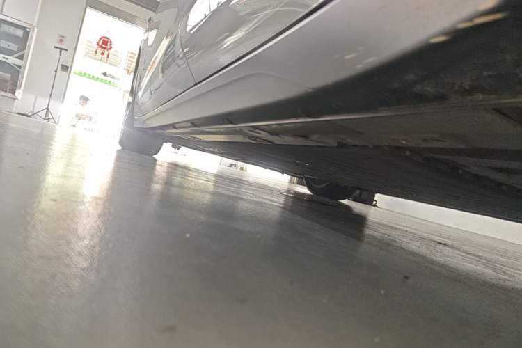 Used Nio ET7 2024 100kWh Executive Signature Edition Left Side Sill