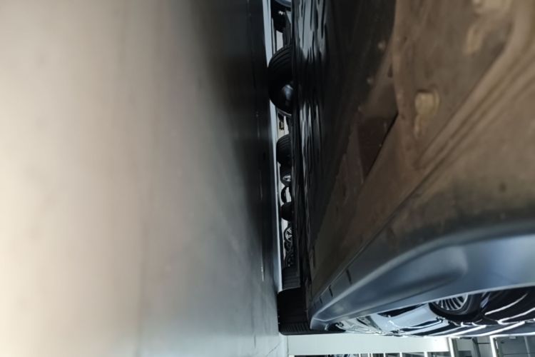 Used Nio ET7 2024 75 kWh Executive Signature Edition Left Side Sill