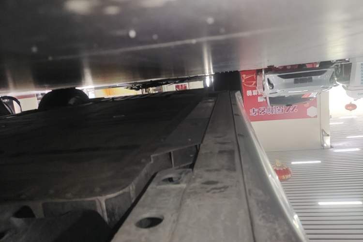 Used Nio ET7 2024 75 kWh Executive Signature Edition Left Side Sill