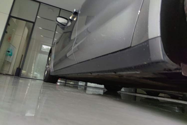 Used Nio ET7 2024 75 kWh Executive Signature Edition Left Side Sill